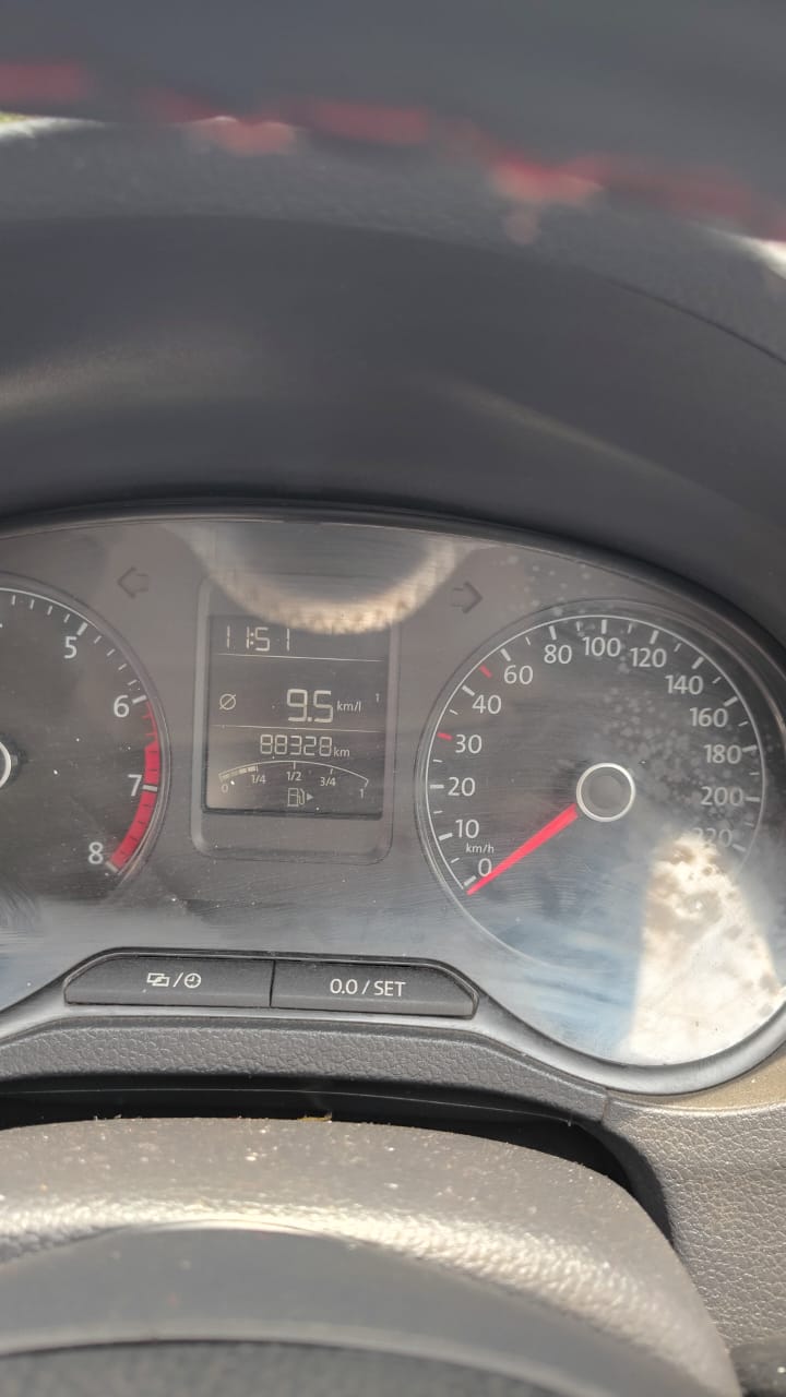 Volkswagen Polo(2016-2019) Comfortline 1.2l P